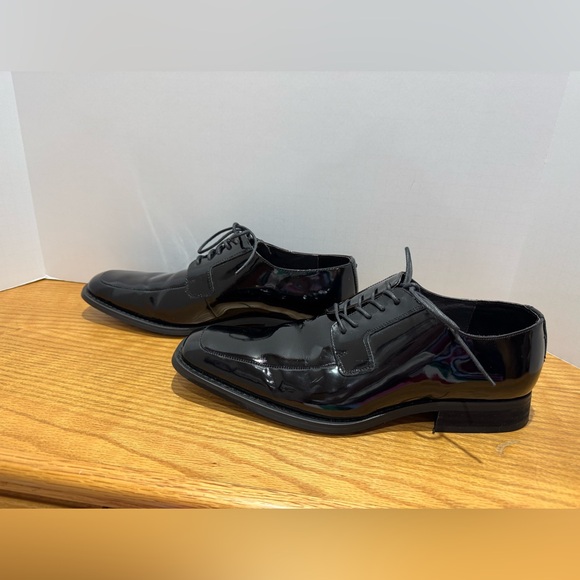 Via Spiga Men's Black patent Leather Dress Shoes size 11 - Picture 2 of 7